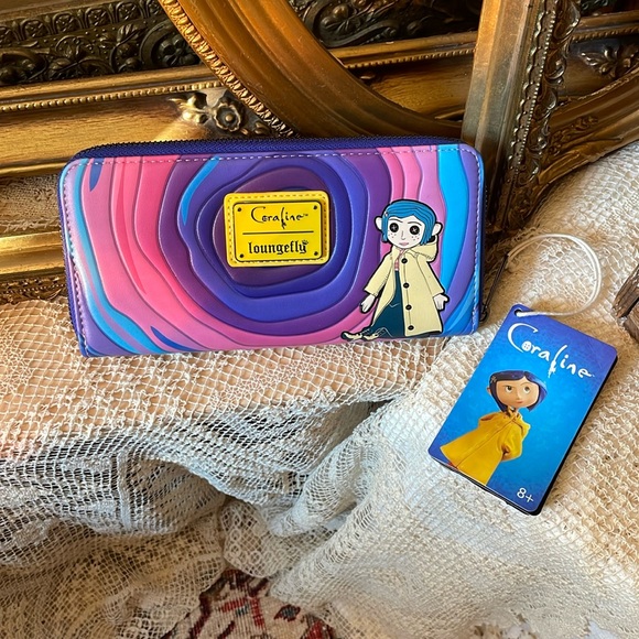 Loungefly x Caroline Wallet - Picture 1 of 6